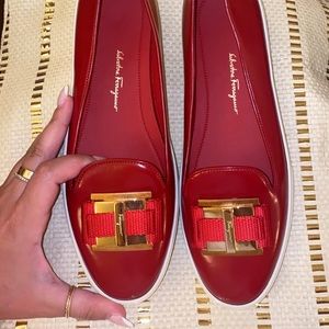 SALVATORE FERRAGAMO FLATS